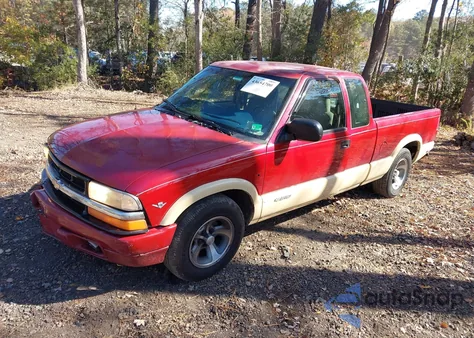 2001 Chevrolet S-10 Ls z USA, uszkodzony, nr VIN 1GCCS19W118186557